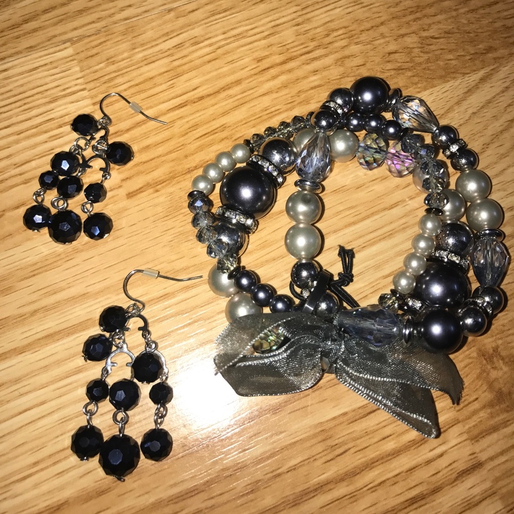 Nwot bracelet & earrings set.