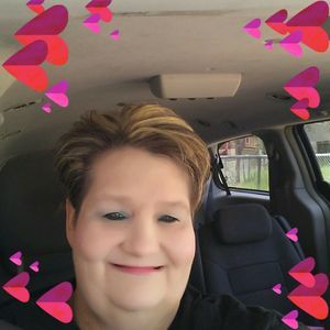 Meet your Posher, Gloria