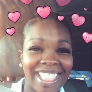 Meet your Posher, Chrishonda