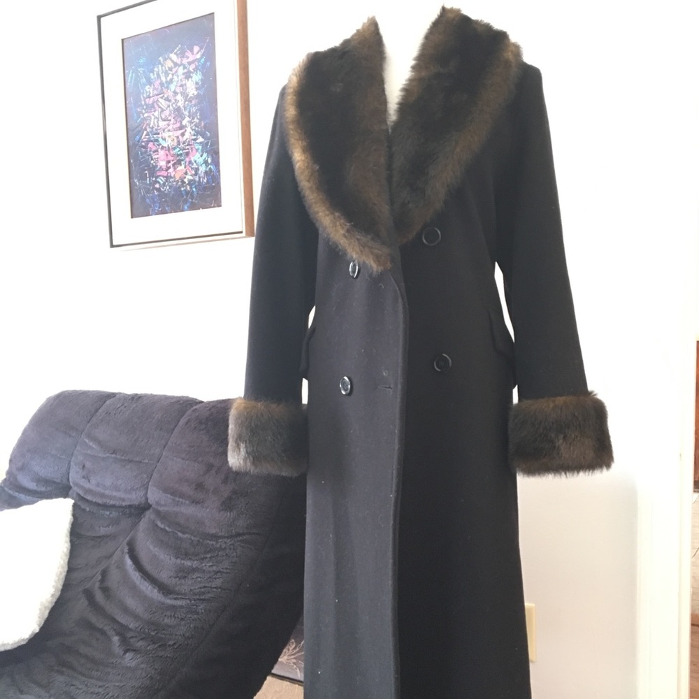 Vintage full length wool coat faux fur