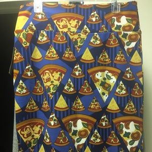 🍕LuLaRoe Cassie L Unicorn pizza 🍕 print! BWT