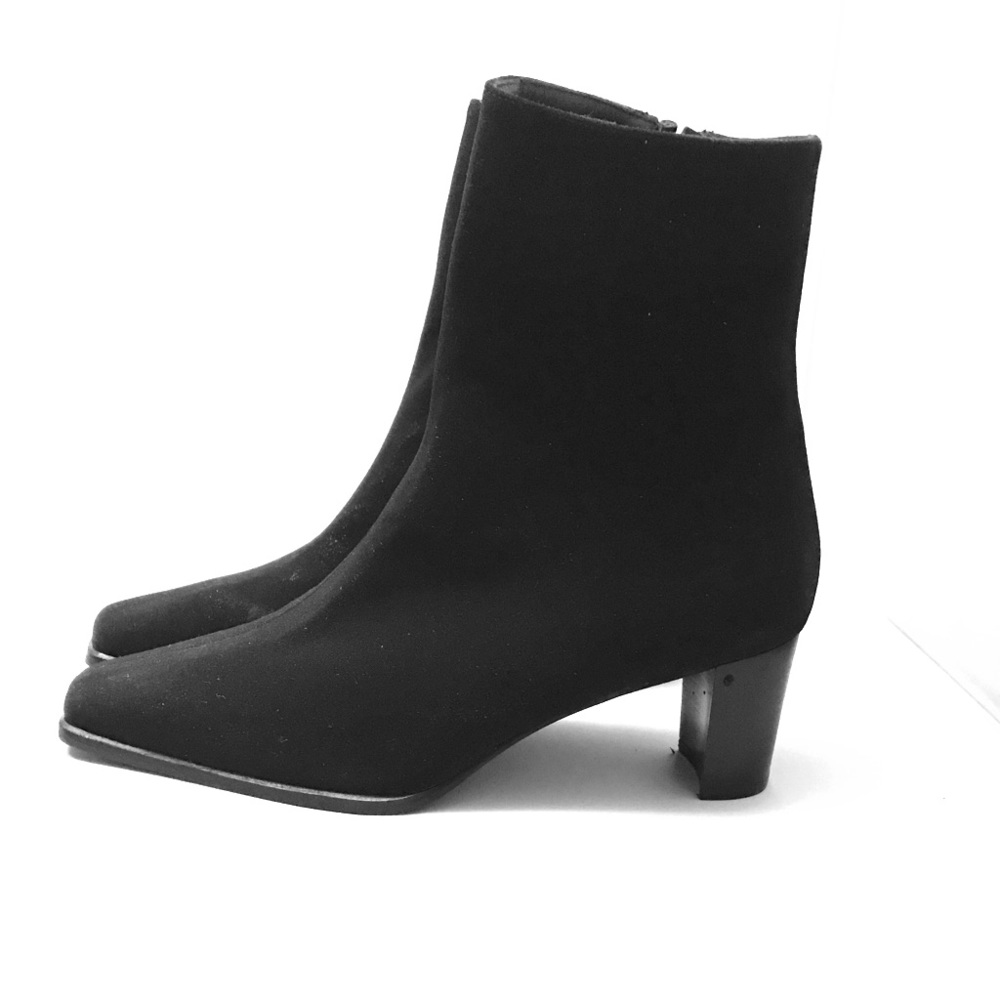 Stuart Weitzman women's Ankle Boots Sz 6