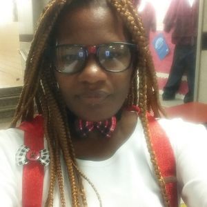 Meet your Posher, Latoya