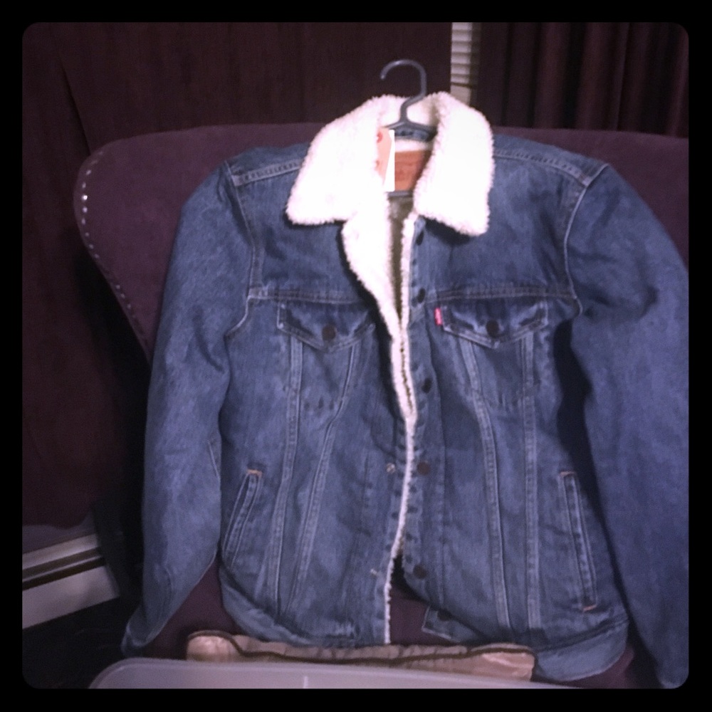 SZ small men’s wool lined Levi jean jacket