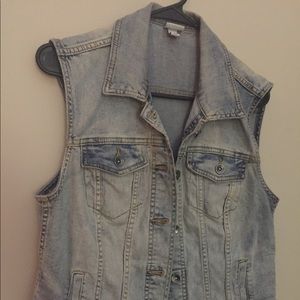 Merona (Target) Washed Demin Vest - Size M