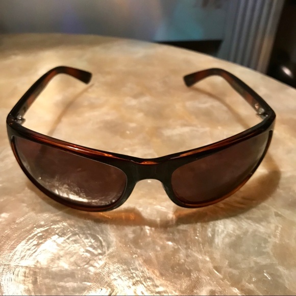 Bermuda Fly Sunglasses - Picture 5 of 9