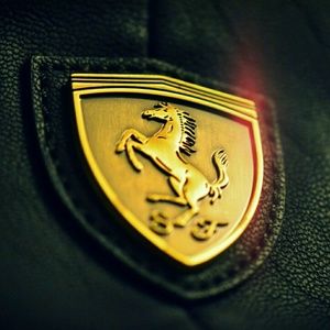 Meet your Posher, Dee