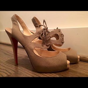 Christian Louboutin Canvas Peep-Toe Sandal sz 39.5