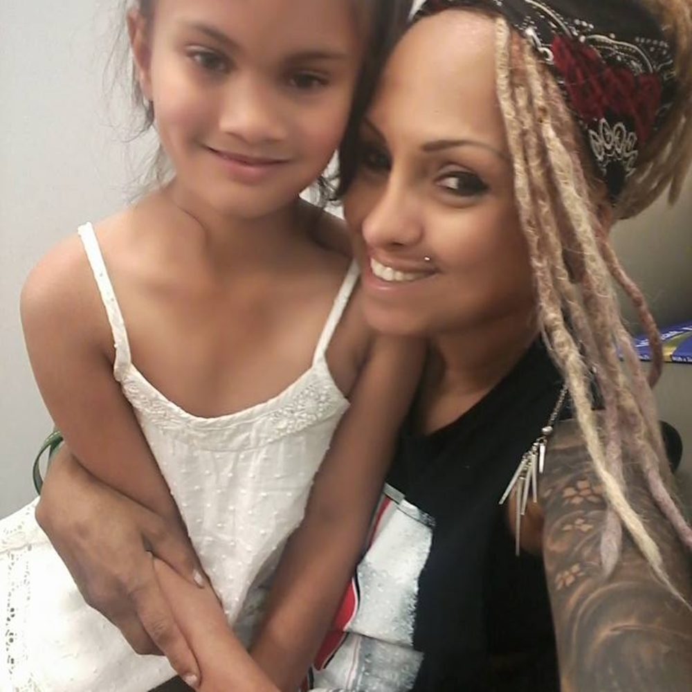 Meet your Posher, Nik