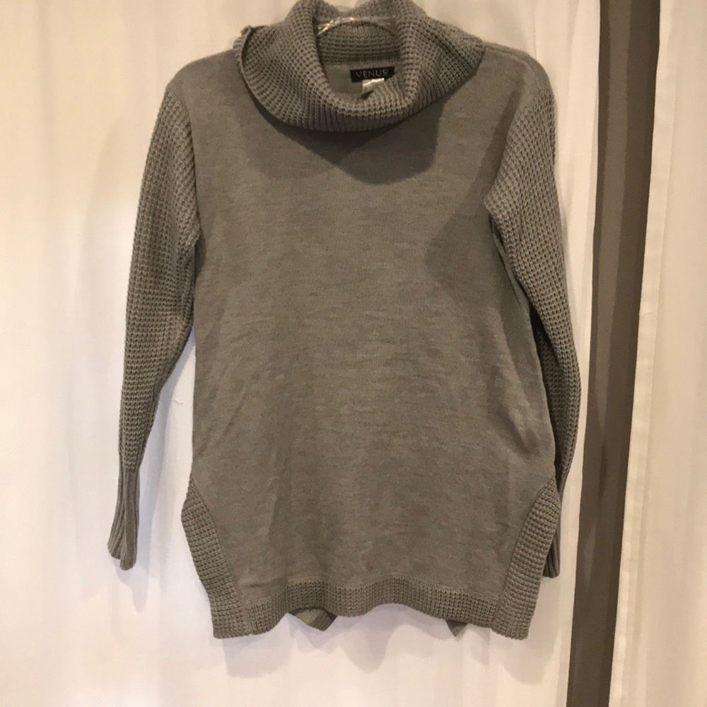 Tunic sweater