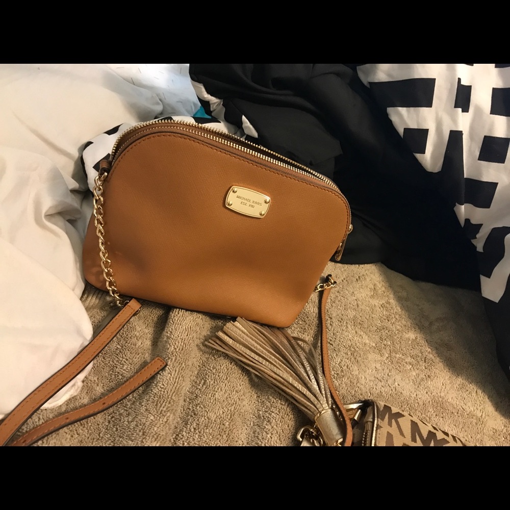 Michael Kors Crossbody
