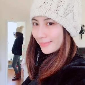 Meet your Posher, Charlotte