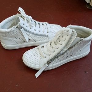 DV by dolce vita Sneakers