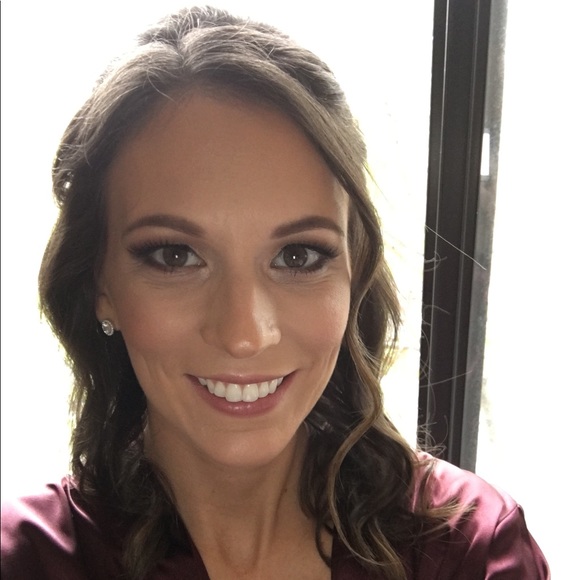 Meet your Posher, Lynn - Picture 1 of 1