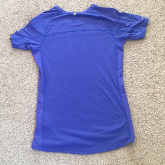 Nike shirts - Picture 6 of 8