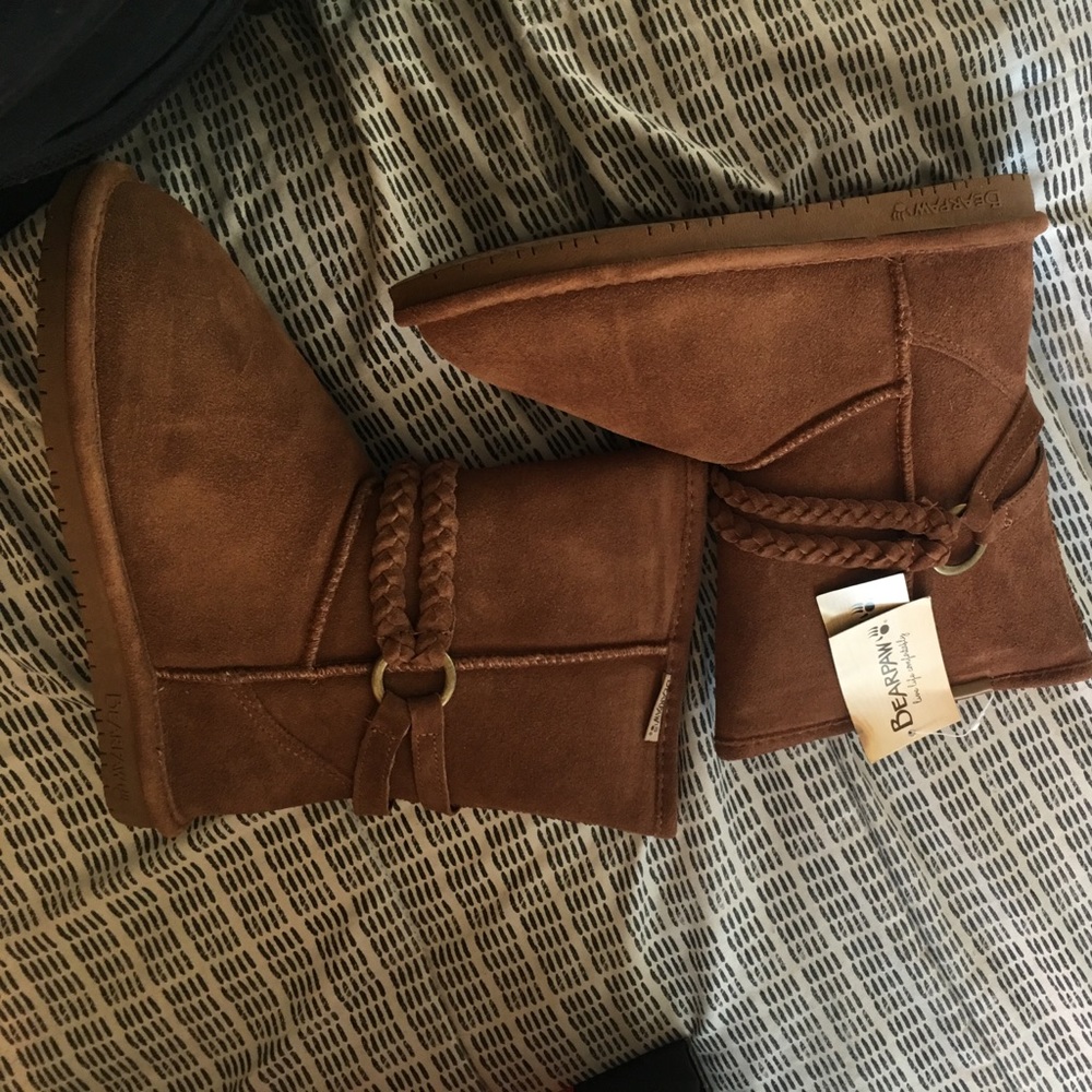 Bear paw boots