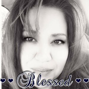 Meet your Posher, Nicole leon