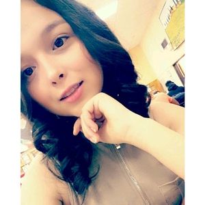 Meet your Posher, Isania