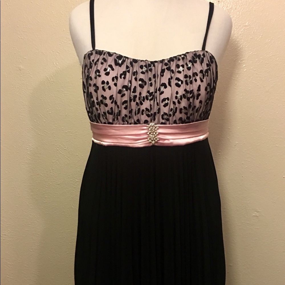 Winter party dress. XL black and pink