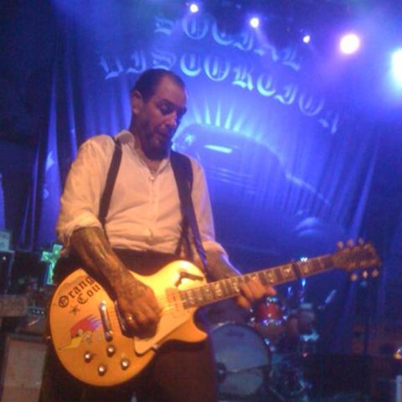 Meet your Posher, Christy - Picture 1 of 1