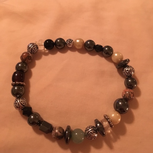 Multi Beaded Bracelet - Picture 1 of 2