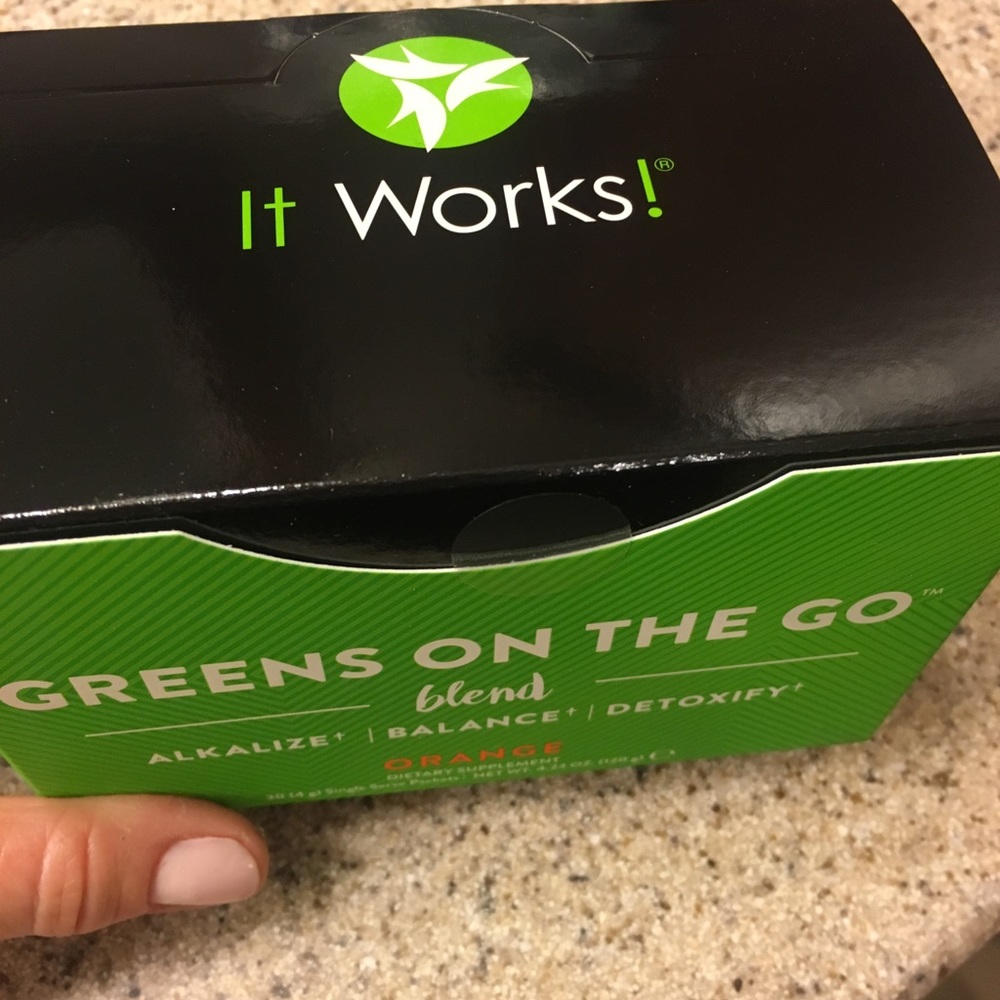 🆕🥒🥦🥝🍋It Works Greens on the Go Orange Flavor