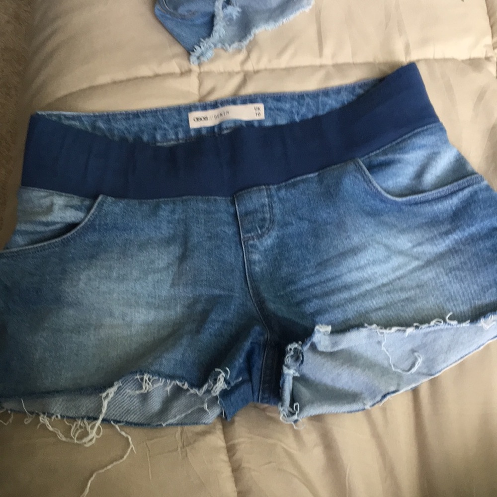 ASOS maternity shorts