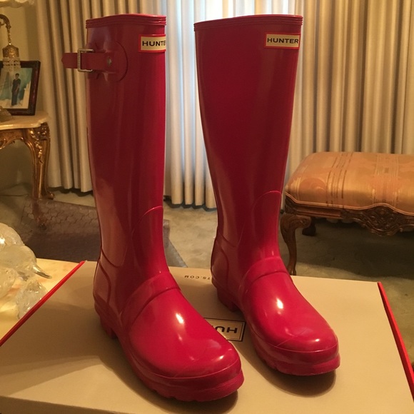 Hunter Rain boot size 7 women - Picture 2 of 3