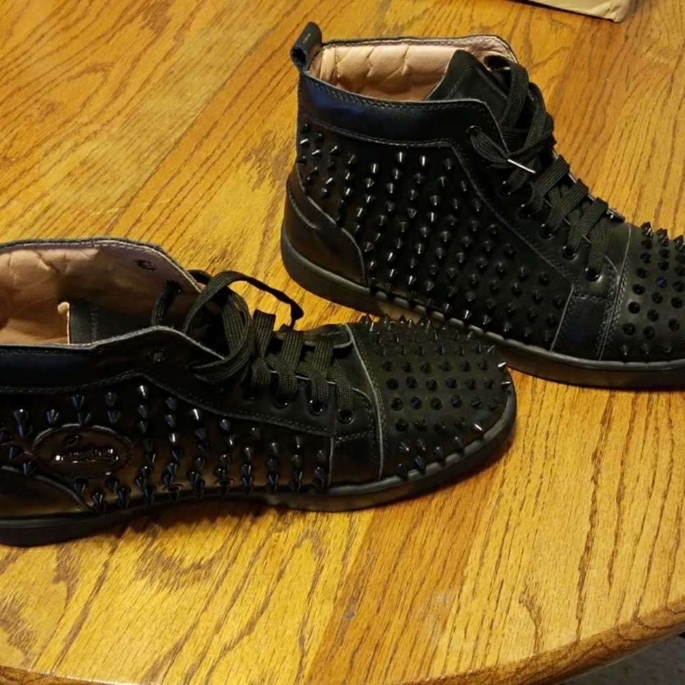 🚫❌❌❌SOLD❌❌❌🚫Christian louboutins