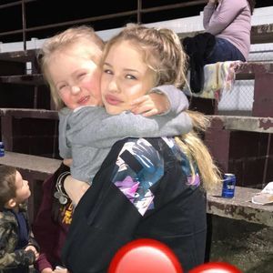 Meet your Posher, Adale