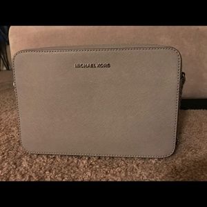 Michael Kors Jet Set Crossbody