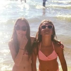 Meet your Posher, Molly