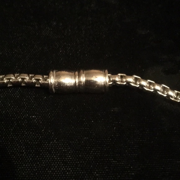 Necklace with pendant - Picture 4 of 4