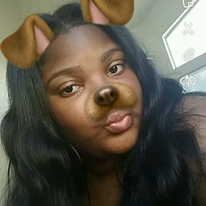 Meet your Posher, Charlaine