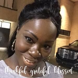 Meet your Posher, Jacqueline