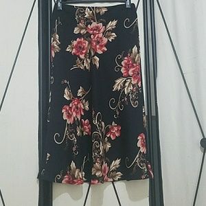 Floral print skirt