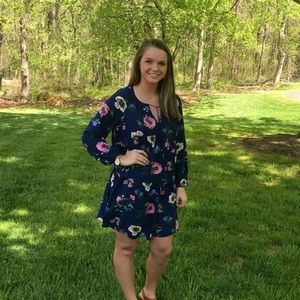 Meet your Posher, Kenly