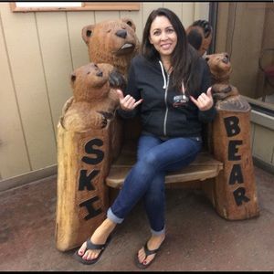 Meet your Posher, Jena