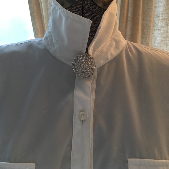 Old Navy White Blouse - Picture 6 of 6