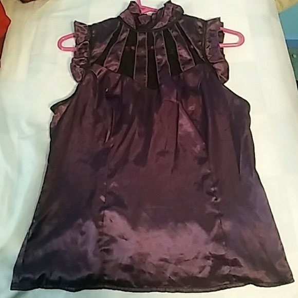 Susie Rose Blouse (purple with black lace) - Picture 1 of 1
