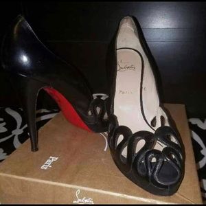Christian Louboutin Peeptoe