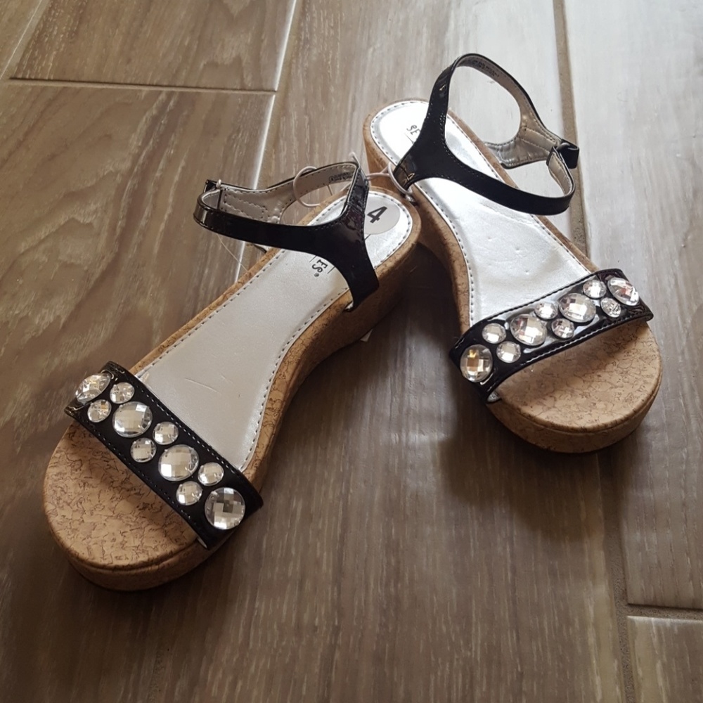 Rhinestone Black Short Platform Sandals