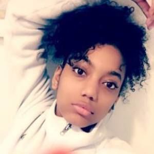 Meet your Posher, Jasmine