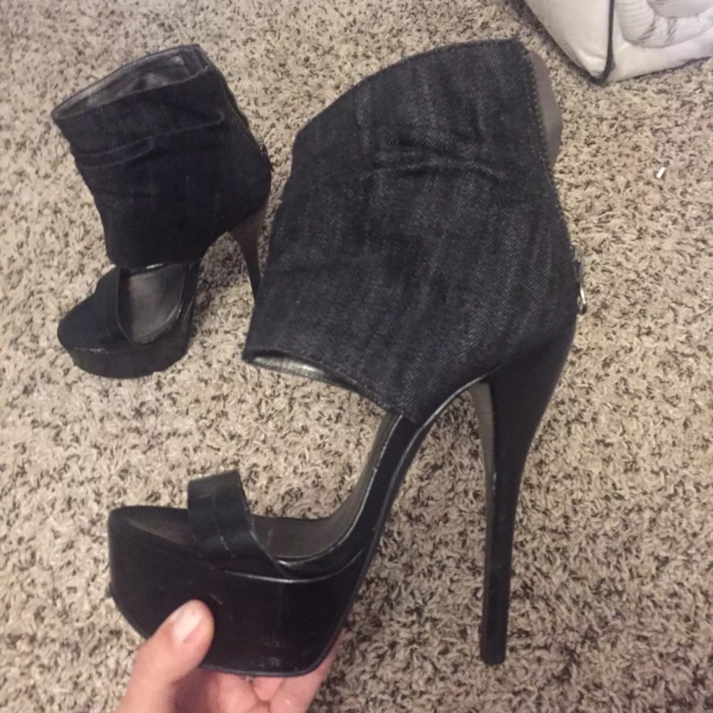 Bakers Shoes Size 5