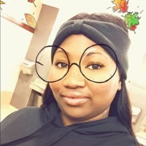 Meet your Posher, Shanequa