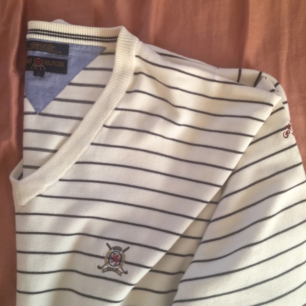 L Tommy Hilfiger golf sweater