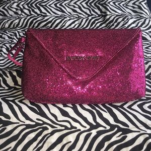 Victoria secret sparkle pink clutch 🤩 never used
