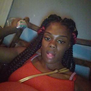 Meet your Posher, Samantha samansa