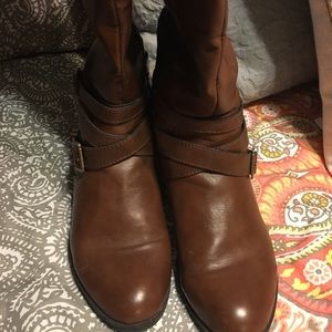 Wide calf riding boots