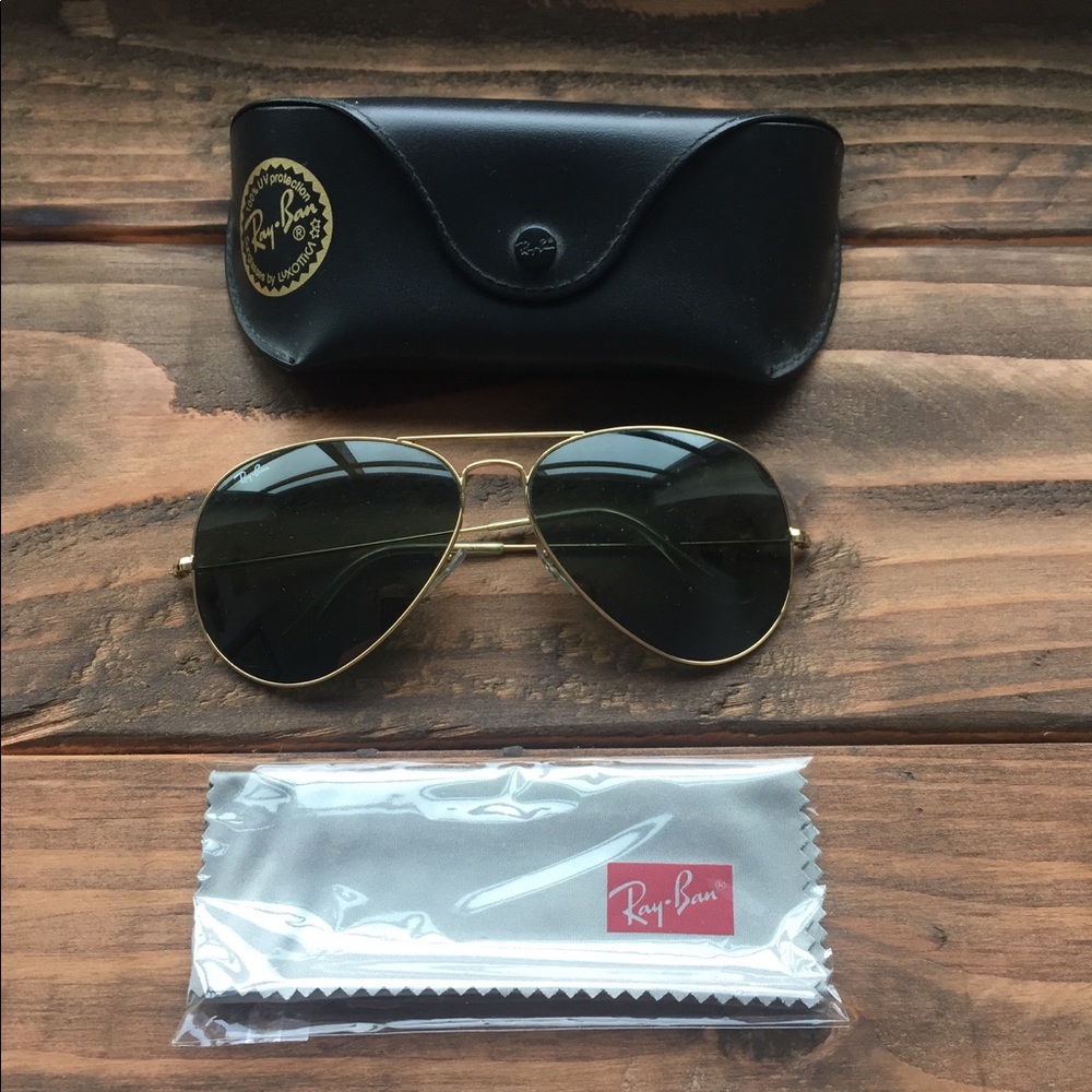 Ray Ban - Gold Frame, Dark Grey Lens Aviators